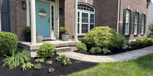Landscaping, Landscaping Company, Landscaping Contractor, Landscaping Installation, Flower Beds, Mulch Installation, Free Estimate